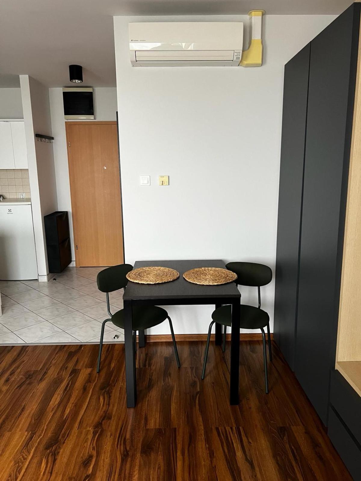 Delta Apart-House Wrocław Eksteriør billede